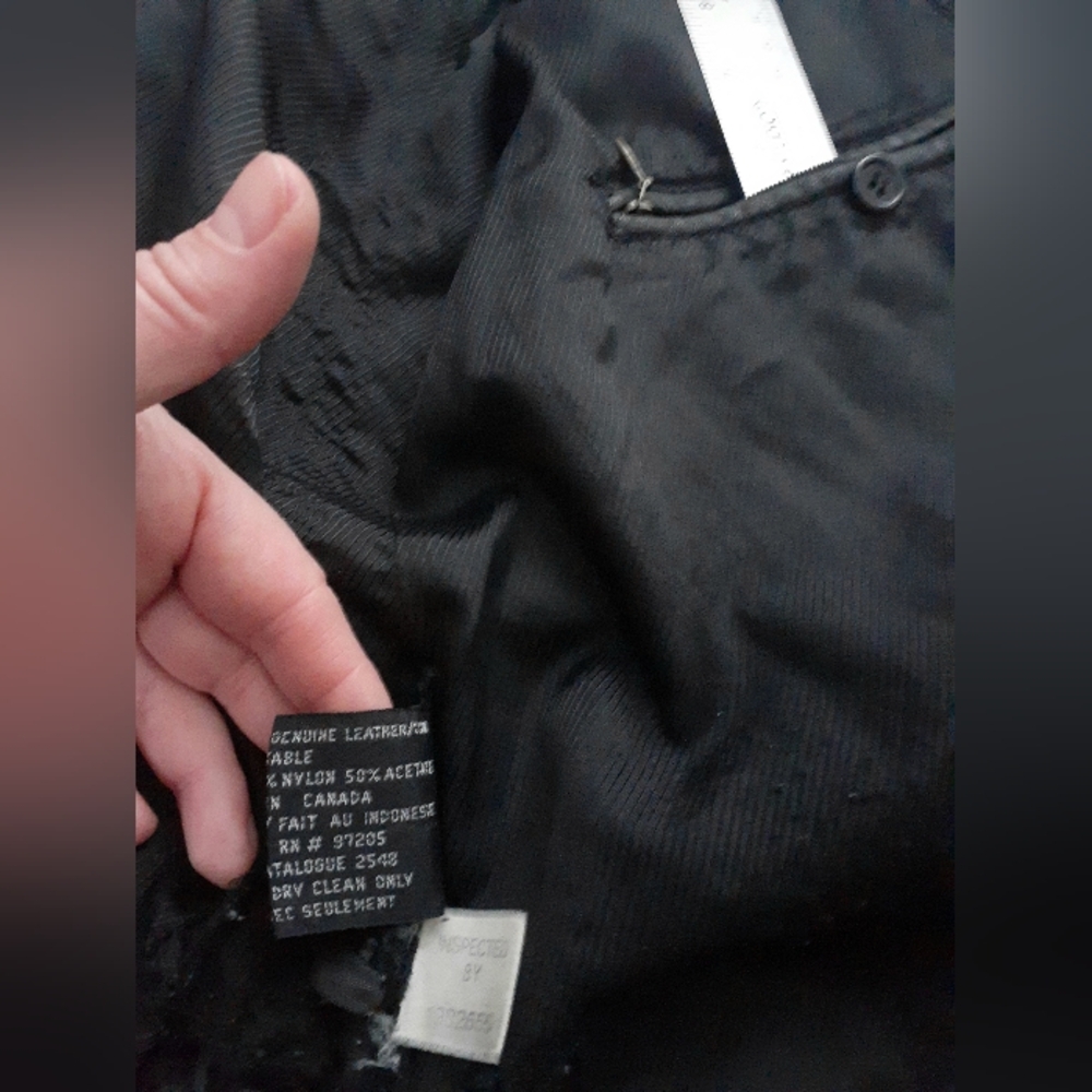 Leather Coat From Danier Canada - Picture 10 of 13